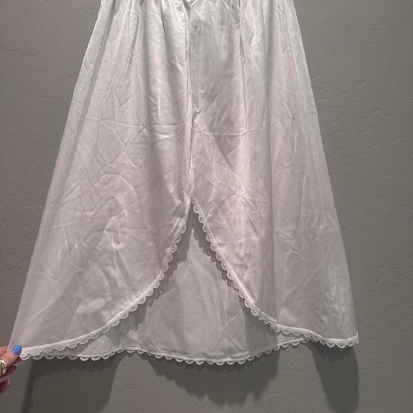 Vintage JC Penny White Mini Slip Skirt Size Medium - Picture 5 of 6